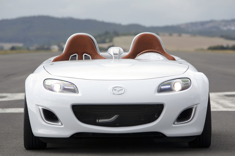 Illustration for article titled Mazda MX-5 Superlight Concept